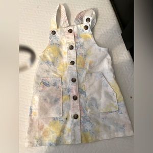 Girls dress